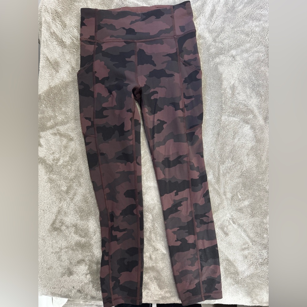 lululemon athletica Camo Leggings - Black and Brown